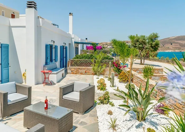 Maria Fabrika Syros Villa Vári