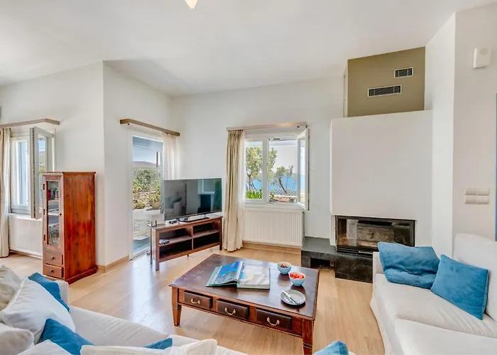 Maria Fabrika Syros * Vári