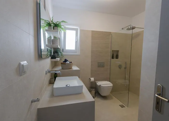 Maria Fabrika Syros Villa Vári